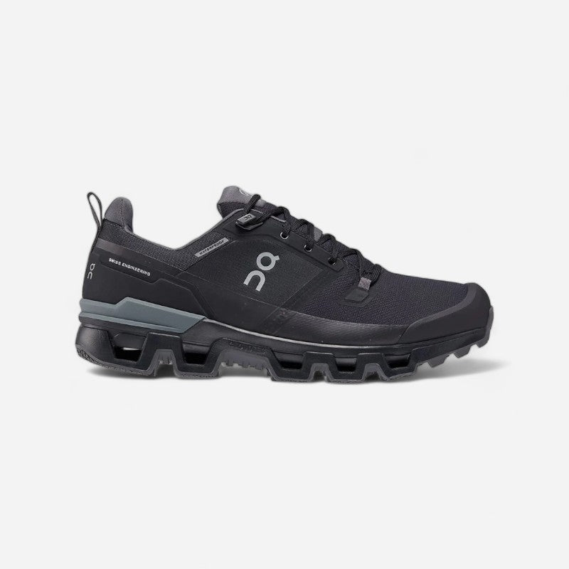 On Running Women's Cloudwander Waterproof
