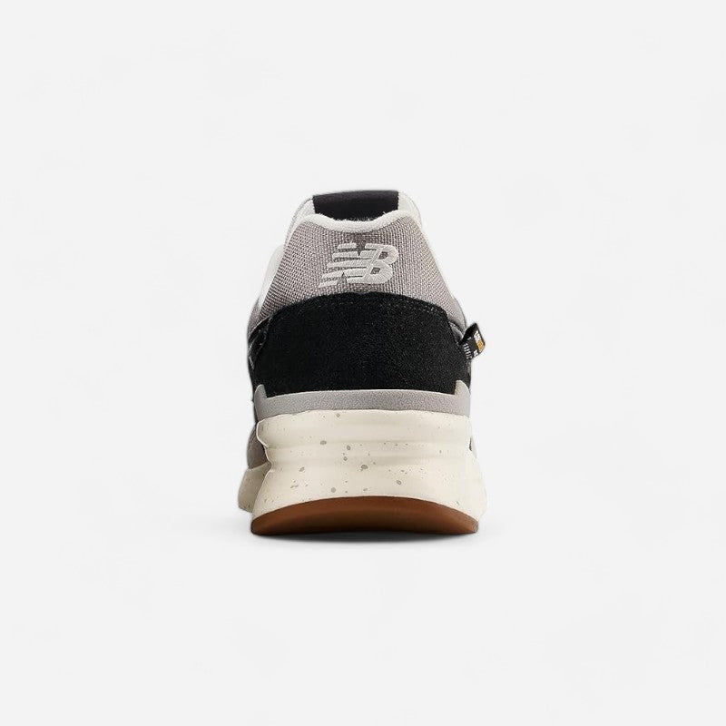 New Balance Men's CM997HTO