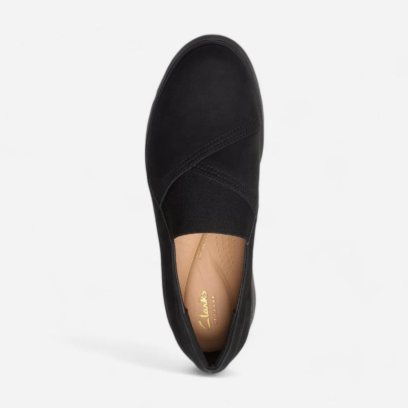 Clarks Loriini West