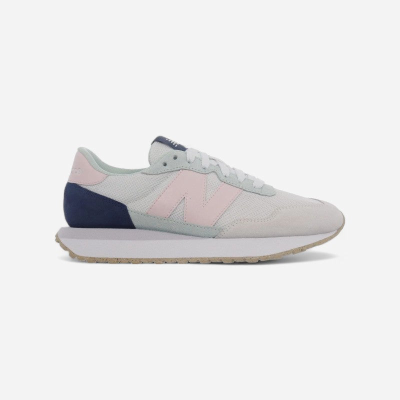 New Balance Women's 237