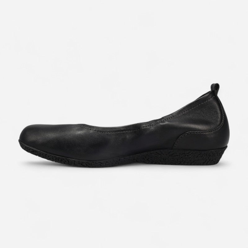 Taos Footwear Chit Chat