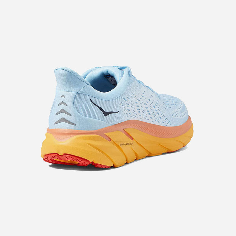 Hoka Clifton 8