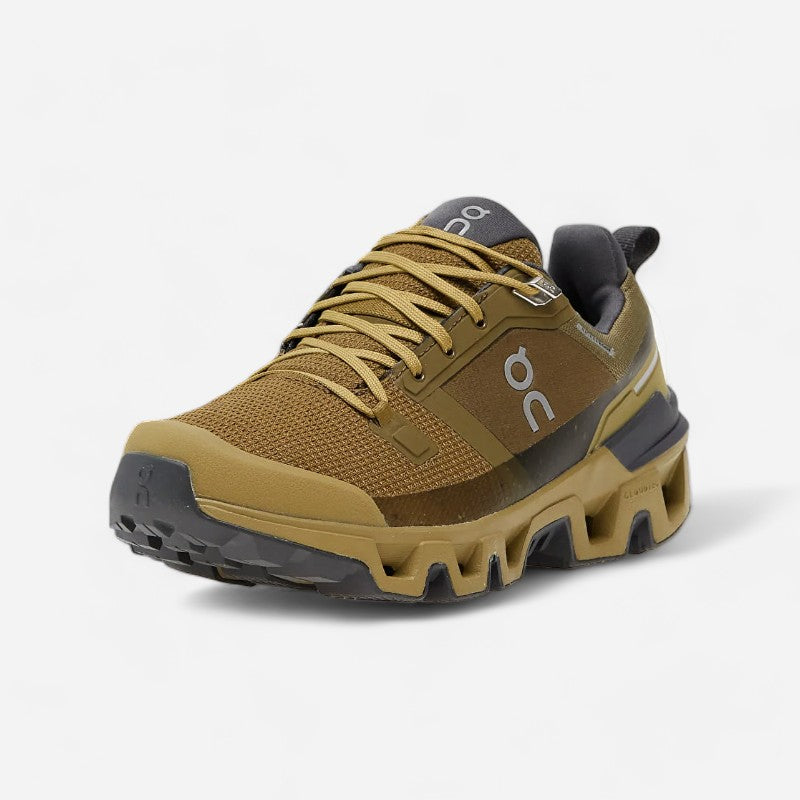 On Running Women's Cloudwander Waterproof
