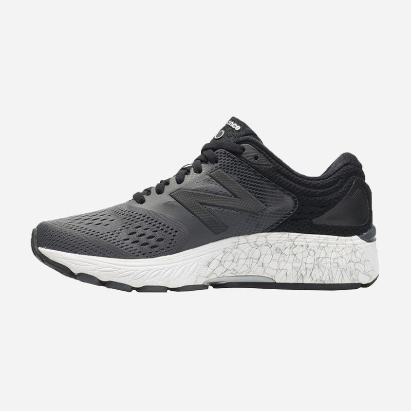 New Balance 940v4