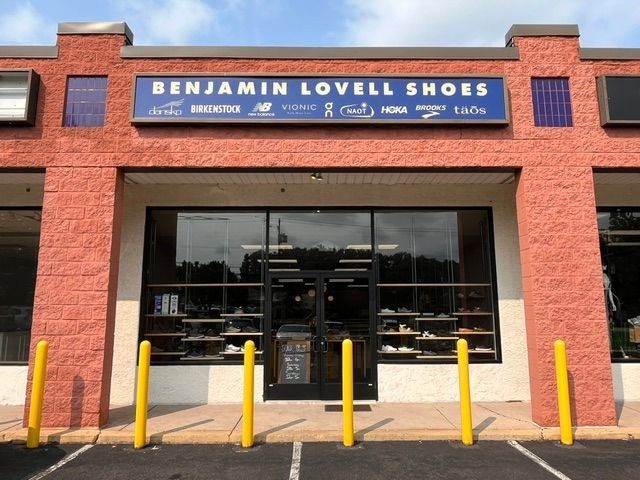 Benjamin Lovell Shoes Spring House storefront