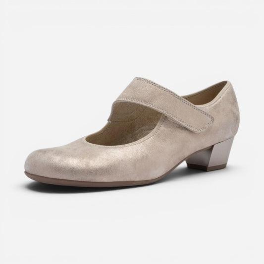 WOMEN'S HEELS AND WEDGES Sole Provisions WOMEN'S HEELS AND WEDGES Sole Provisions
