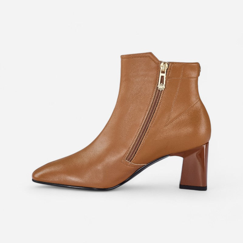 Ayelet by Naot Dolly Stretch