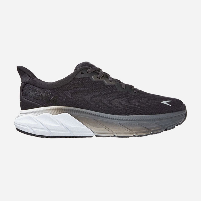 Hoka Arahi 6