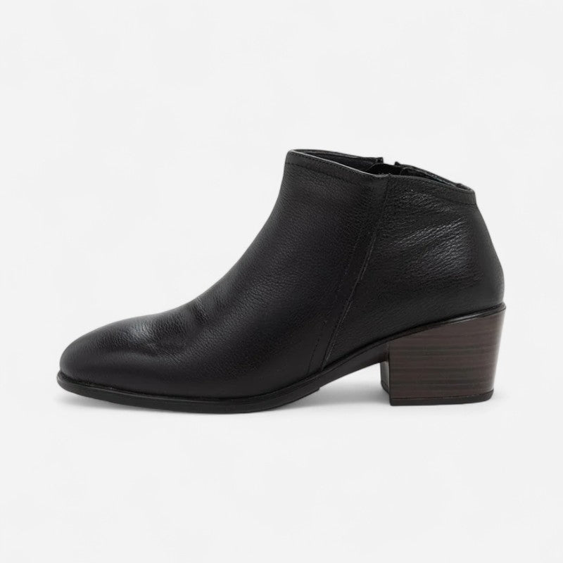 Naot Co Heir Boot
