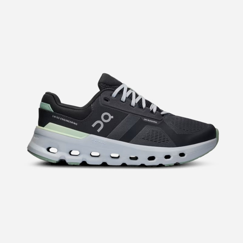 On Running Women's Cloudrunner 2