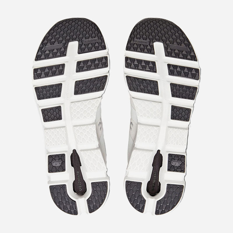 On Running Women's Cloudrunner