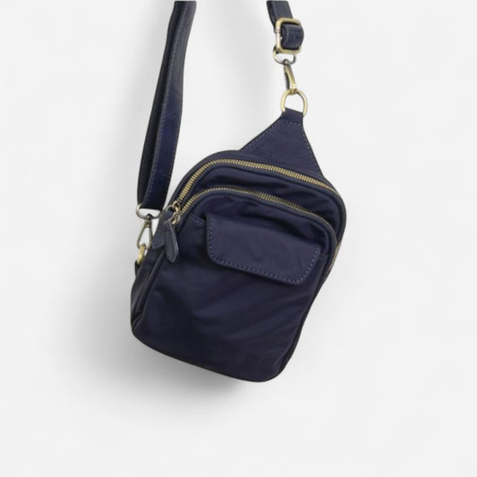 Joy Susan Celia Travel Sling