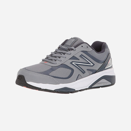 New Balance Women's 1540V3